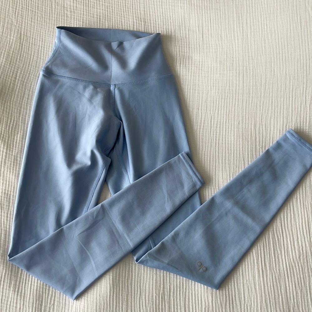 alo yoga 7/8 highwaist airbrush periwinkle leggings